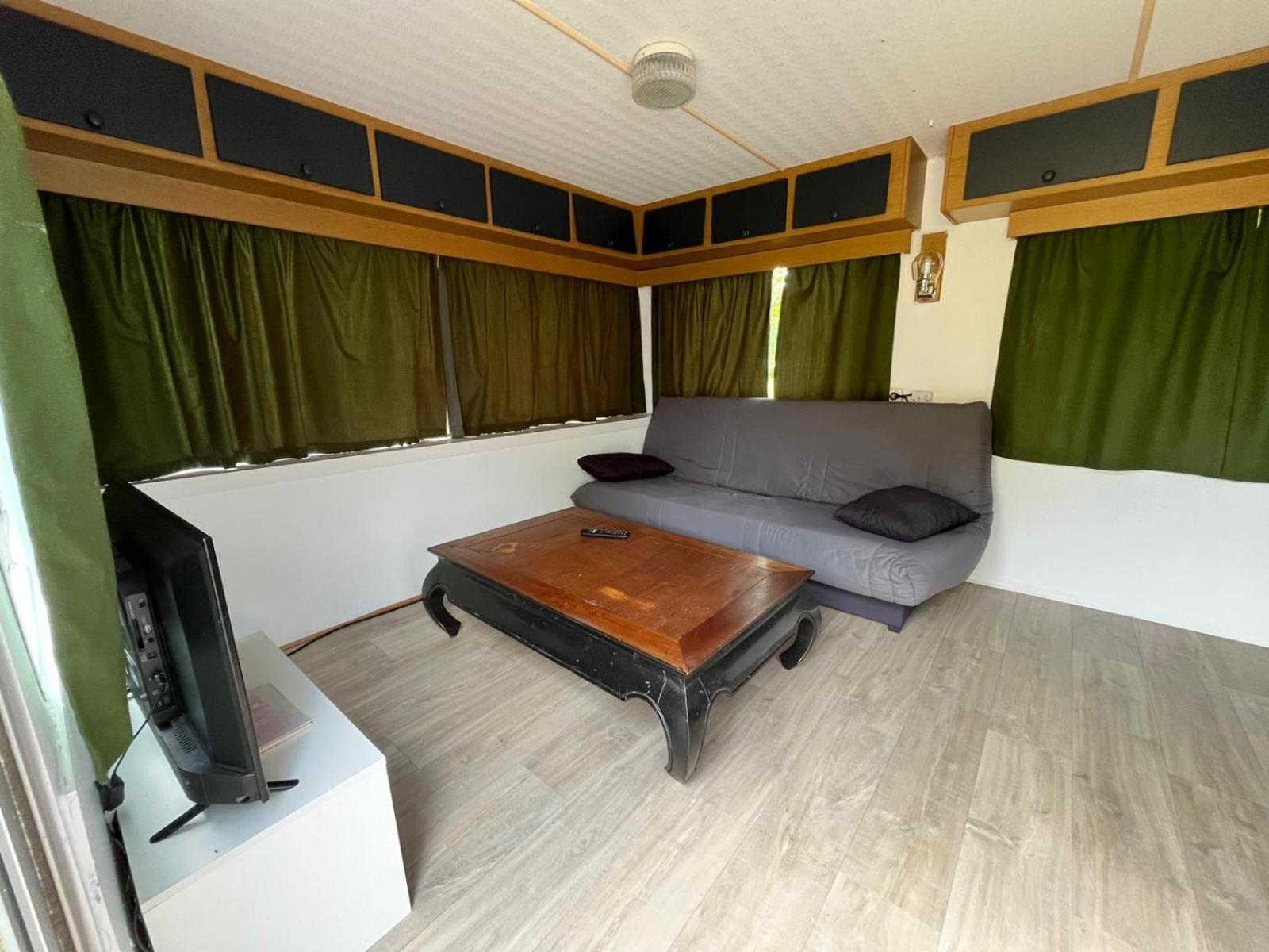 Gite "Home" - Piscine Juvigny Les Vallees 外观 照片